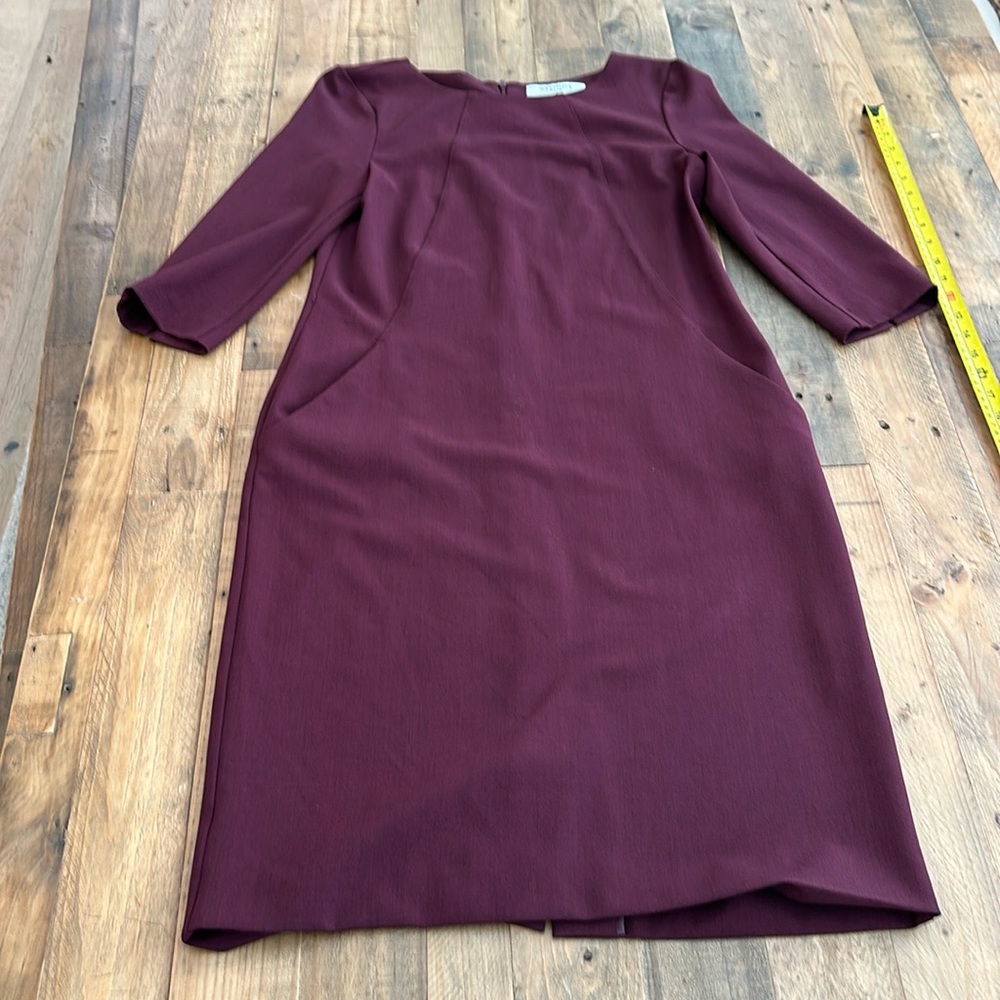 Long sleeve dress with front pockets